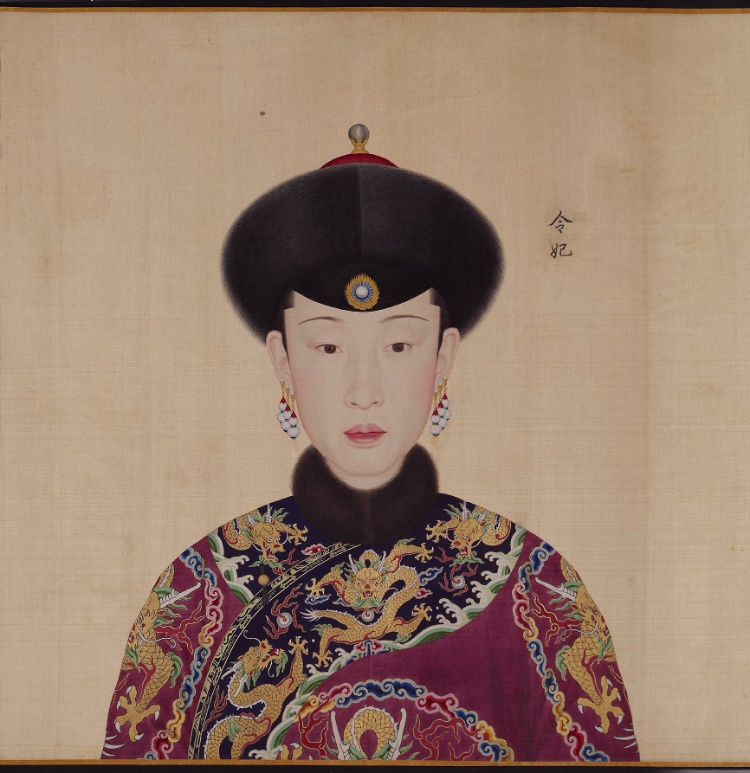 郎世宁所画的乾隆的12名妃子中，哪个最好看？