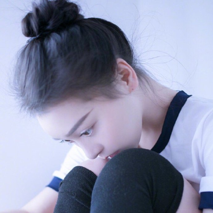 晚安说说语录191109：时间打败时间，爱情打败爱情