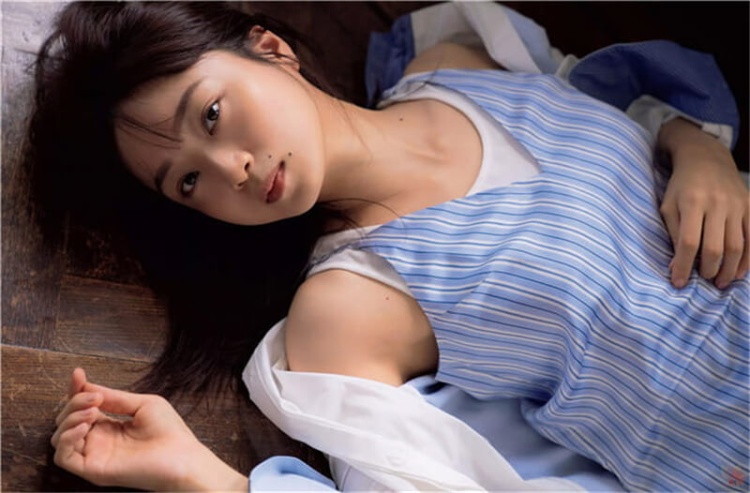 深川麻衣