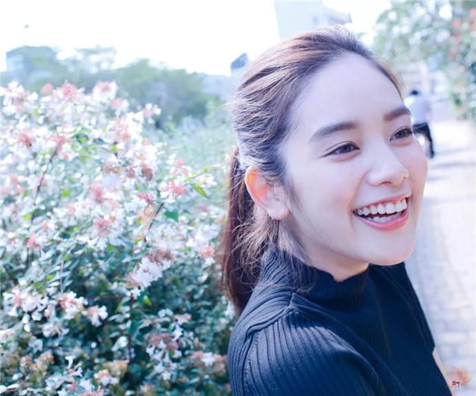 日本女模特、演员笕美和子