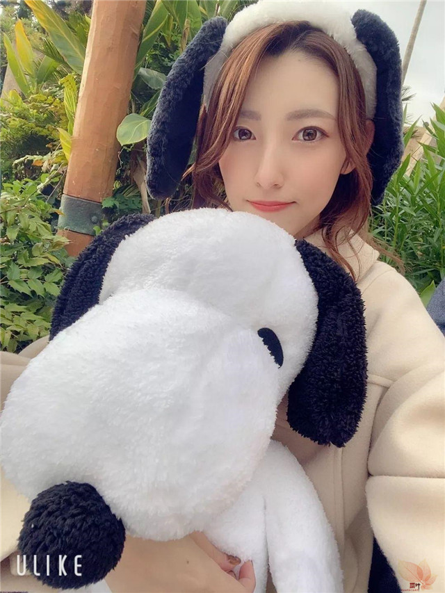 森泽佳奈：那块名叫「饭冈佳奈子」的铁板