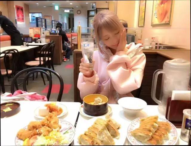 桃乃木香奈：从胖纸到女神的逆袭
