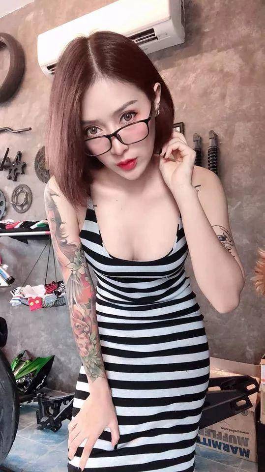 男孩子无法拒绝的躁动因子 ―― 机车模特Supranee Fankham