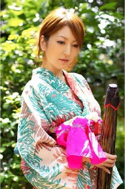 松岛枫：爱得热烈，美得决绝