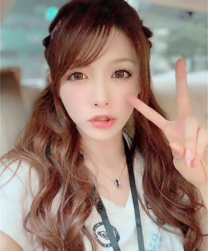 相泽南：从灰姑娘到影后的逆袭