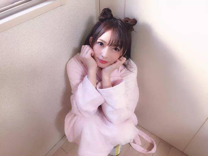悲伤第四连：业界最强妹妹「麻里梨夏」引退