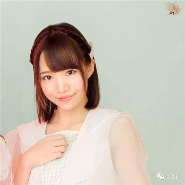 君色华奈改名为凉美ほのか，真奈りおな改名为心菜りお