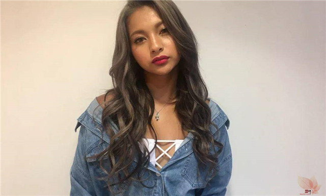 当红辣妹领军者ゆきぽよ，卸妆后的样子太惊人了