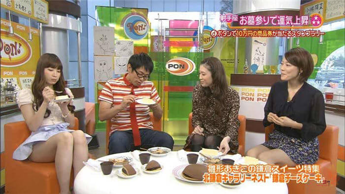 [美女鉴赏]白晳大长腿–小嶋阳菜