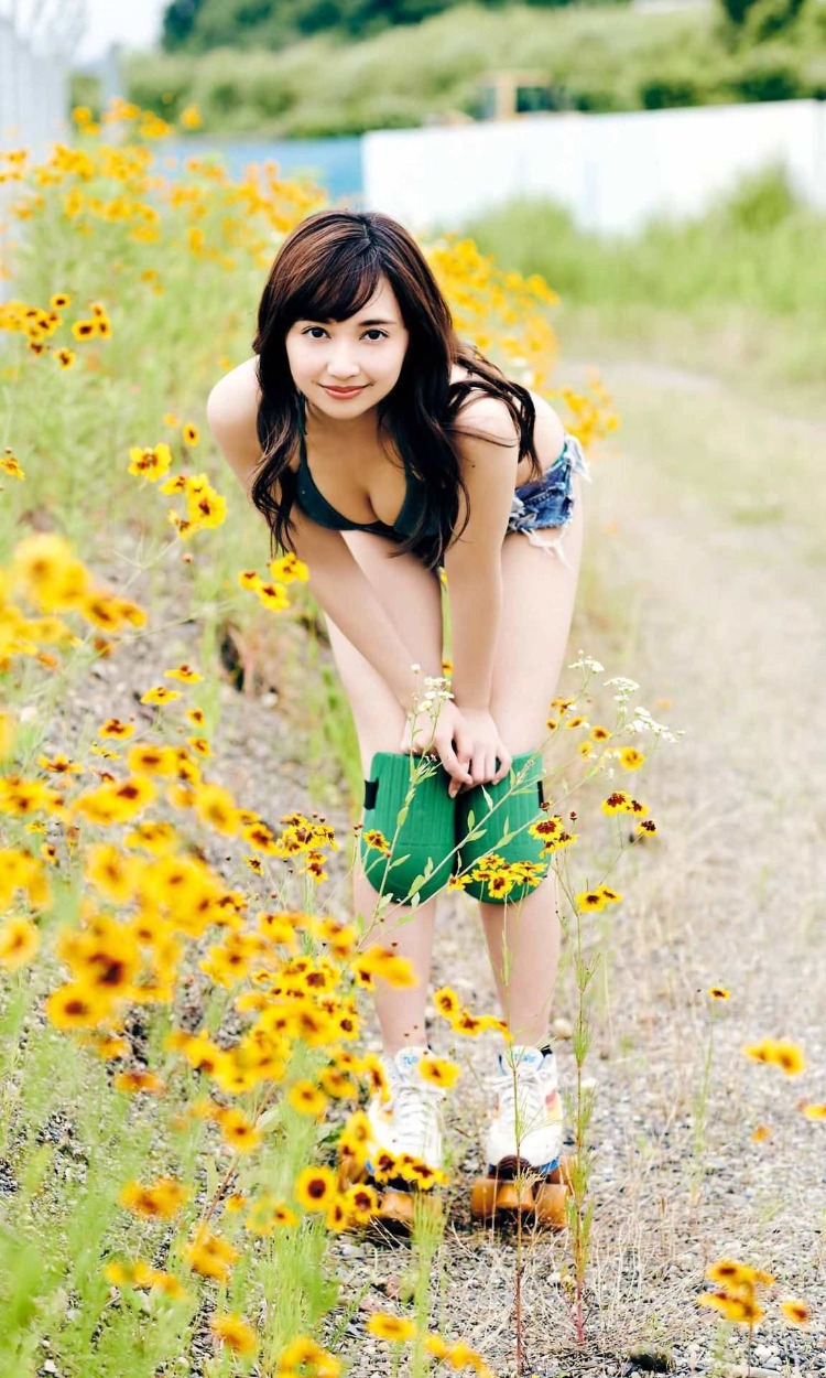 小宫有纱特摄主题写真集《ARISA ONYLY POWER RANGERS SHOW》