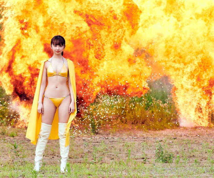 小宫有纱特摄主题写真集《ARISA ONYLY POWER RANGERS SHOW》
