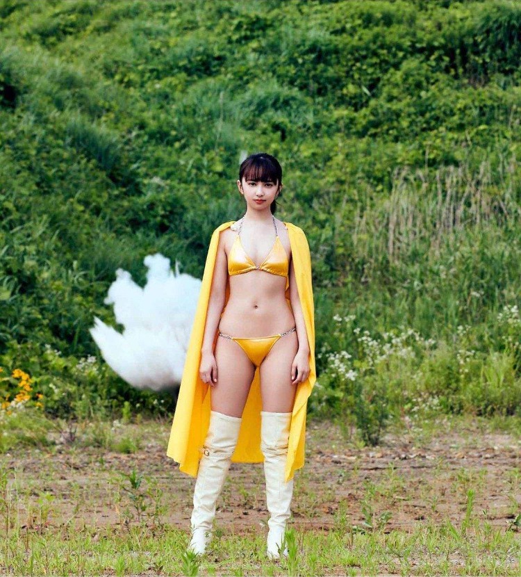 小宫有纱特摄主题写真集《ARISA ONYLY POWER RANGERS SHOW》