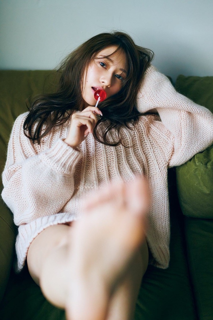 桃月梨子-Big Comic Spirits 2020年49期