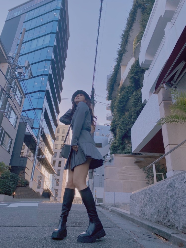 yua_mikami 1351519951148916738_p1
