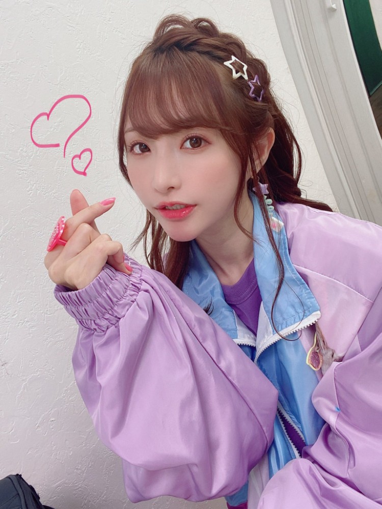 amatsuka_moe 1348291870175023105_p1