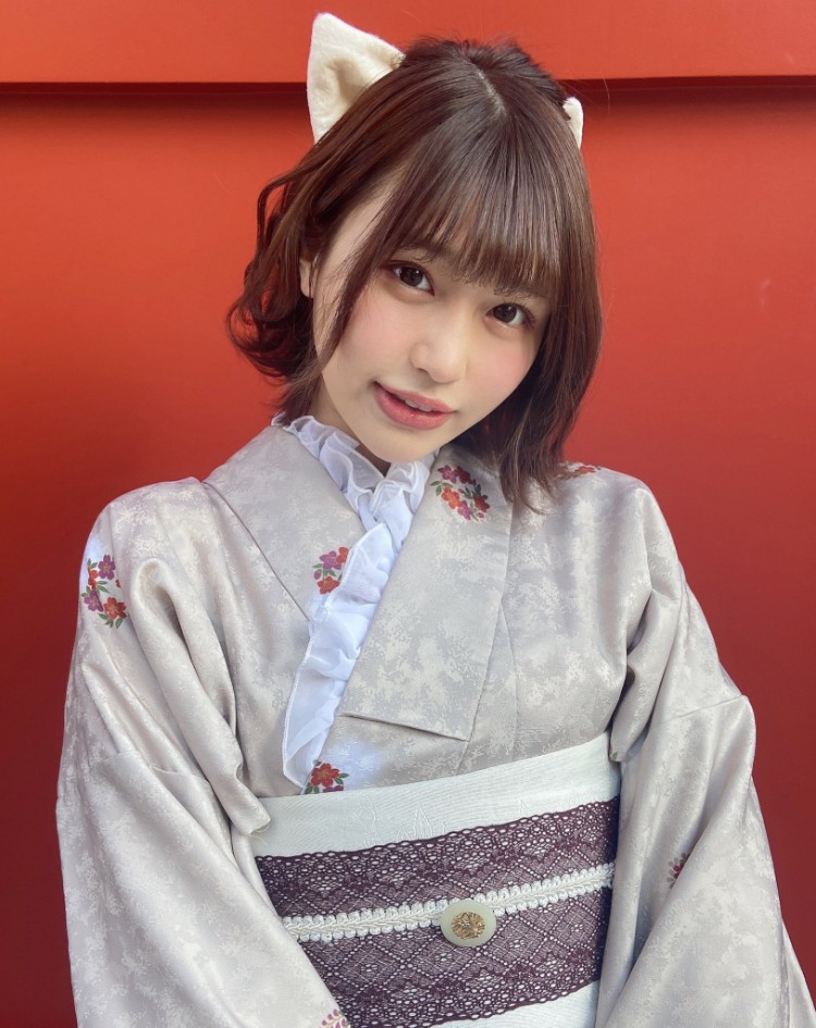 momose118 1351408690608418818_p0