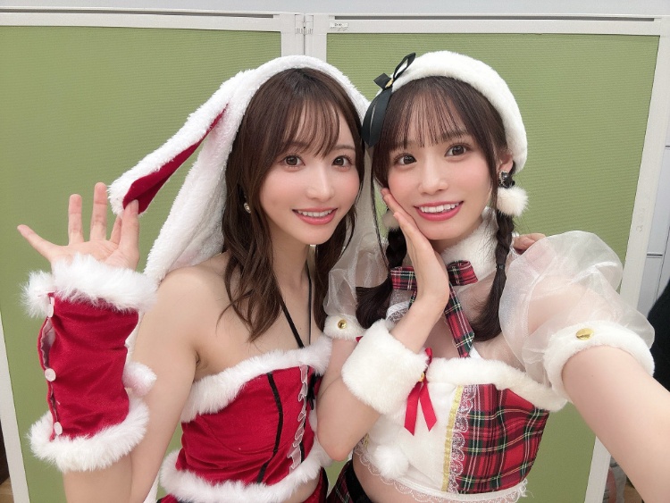2023《85位AV女优圣诞Cosplay集》圣诞女郎给你送温暖！