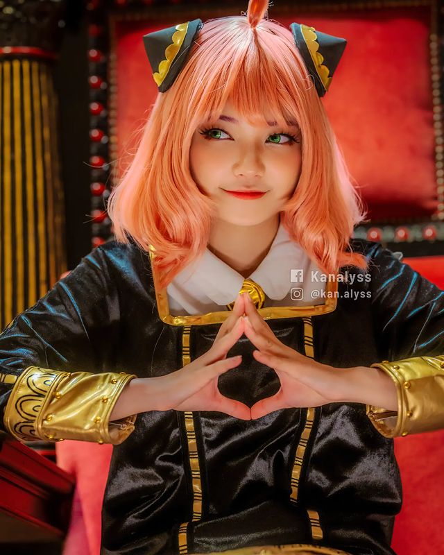 《恶灵古堡８》伊森女儿「萝丝玛莉」Cosplay神还原！真人、动画分不清！