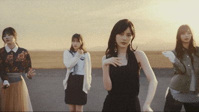 wilderness world 生田绘梨花动图