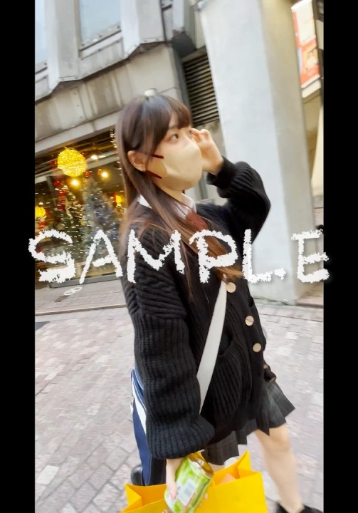 荣获〇〇小姐选美大赛冠军 18 岁少女