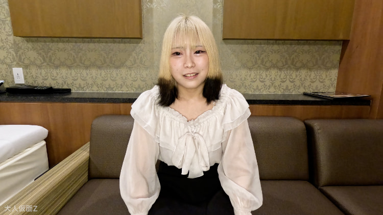 【無】(18 岁) 喜欢有透明感又可爱的游戏的大四学生