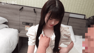 UQAp1Q4.gif