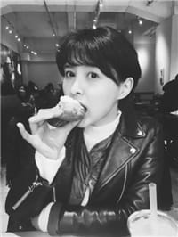 葵司，被誉为最适合水手装的美少女