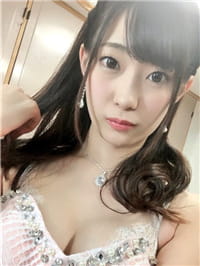 美谷朱里，太敬业了