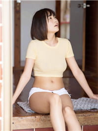 河合明日菜2019最佳新人，手写贺卡拍卖高达2W