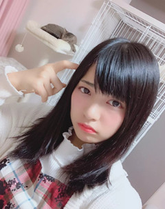 小岛亚美改名「根尾朱莉」再次出发！