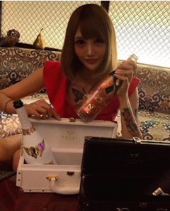 佐藤艾露（佐藤エル）刺青女王NO.1，近期当红女演员！