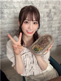 河北彩花第二《未步奈奈》AV偶像FC2高价下马！