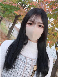 美女接待员，整容脸