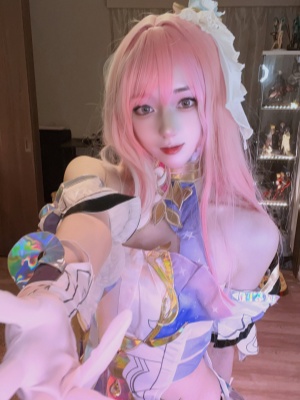 横劈、竖劈，怎么劈都很长！《兔田Nini》一字马简直是日常！