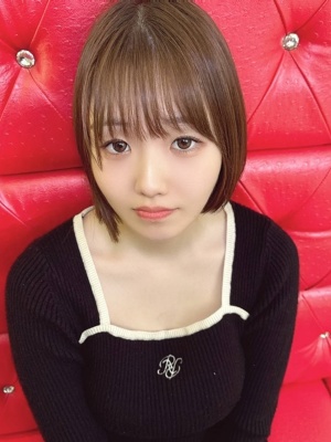 【素人】E杯女大生为留学下海！封面